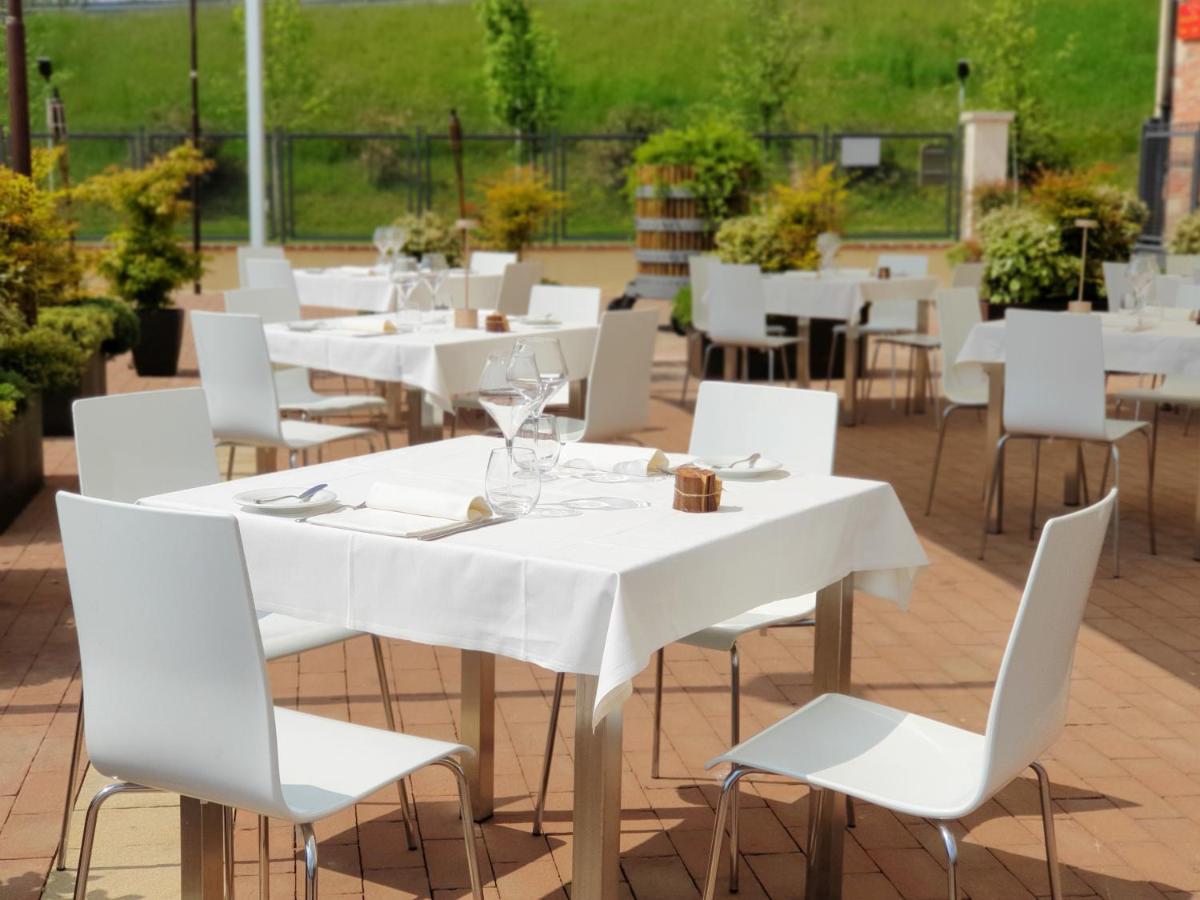 Montebello Vicentino Fracanzana Hotel מראה חיצוני תמונה